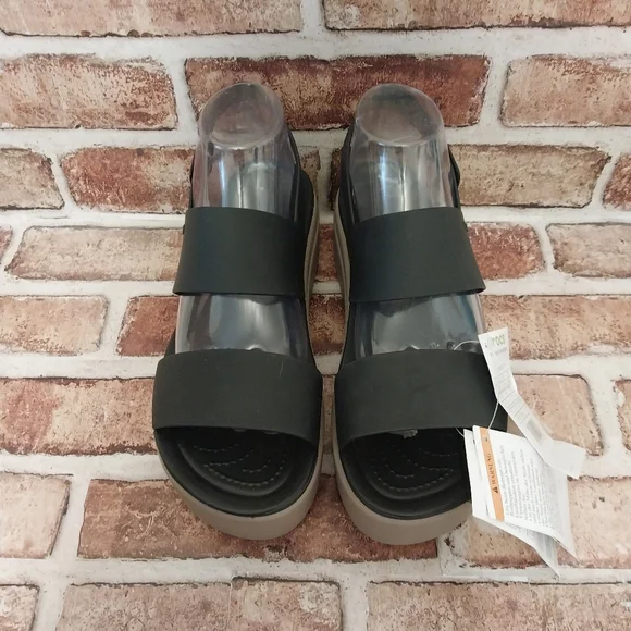 🆕️brand New With Tags 2023 Crocs brooklyn Low Wedge - Picture 3 of 10